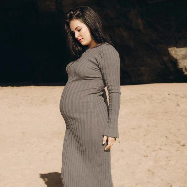 Beaumama robe longue grossesse vacances shooting rayé crochet tricot trapèze femme enceinte