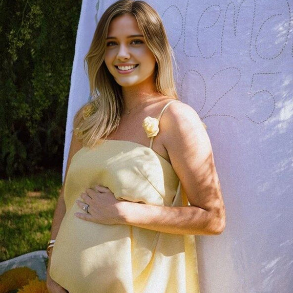 Beaumama robe courte grossesse babyshower 3D fleurie spaghettiträger trapèze jaune
