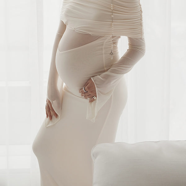 Beaumama robe babyshower longue grossesse élégant chic épissage plissé tulle épaule dénudée sirene femme enceinte