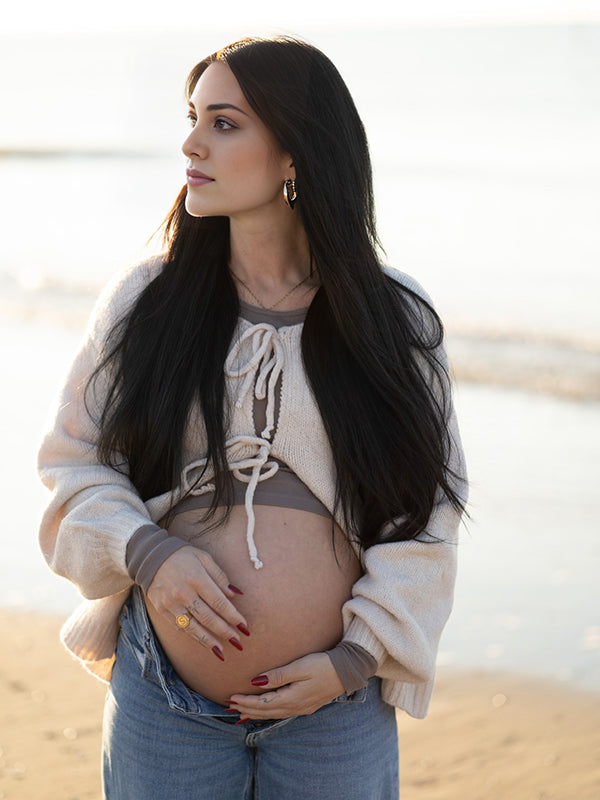 Beaumama gilets en maille grossesse casual chic rugueux poilu nœud papillon shooting femme enceinte