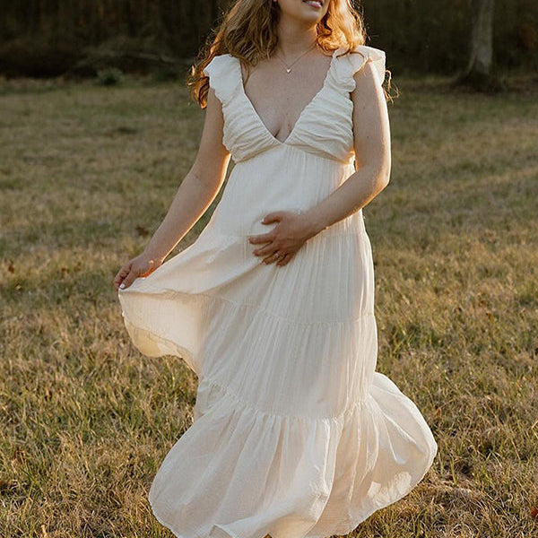 Beaumama Robe longue de maternité dos nu à volants et taille haute avec col en v printemps shooting