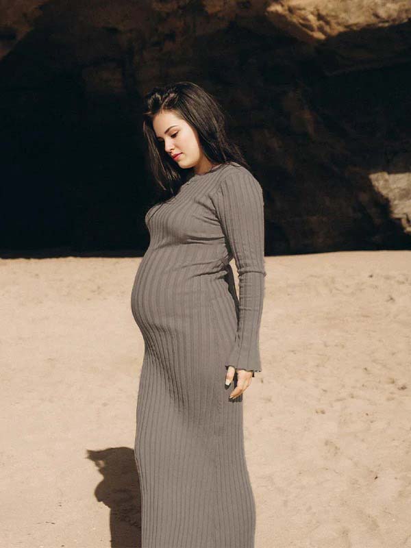 Beaumama robe longue grossesse vacances shooting rayé crochet tricot trapèze femme enceinte