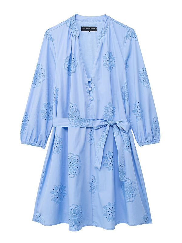 Beaumama robe courte grossesse élégant casual découpe broderie fleurie ceinture boutonnage photo femme enceinte