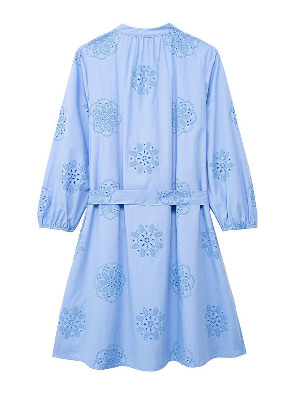 Beaumama robe courte grossesse élégant casual découpe broderie fleurie ceinture boutonnage photo femme enceinte