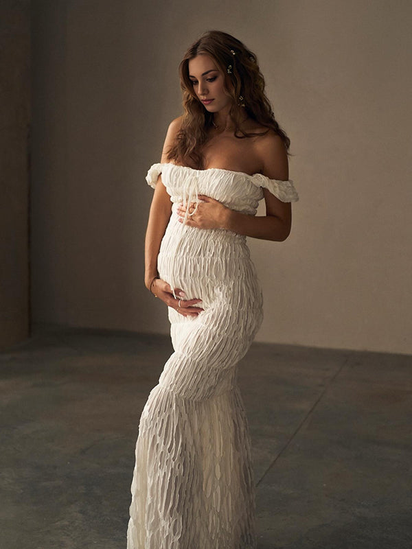 Beaumama robes longue grossesse chic cocktail moulante sirene plissé déchiré troué épaule dénudée photo femme enceinte