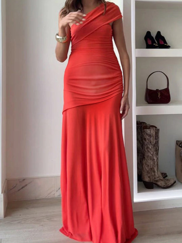 Robe longue grossesse épaule asymétrique fluide rouge