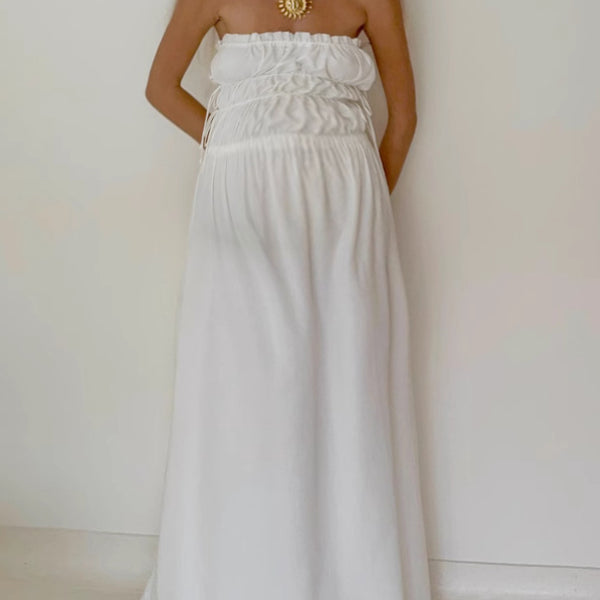 Beaumama robe longue grossesse plissé dos nu blanche