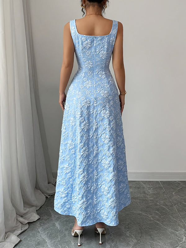 Beaumama robe longue grossesse broderie col carré bleu ciel