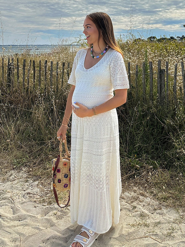 Beaumama robe longue grossesse vacances crochet tricot géométrique blanche femme enceinte