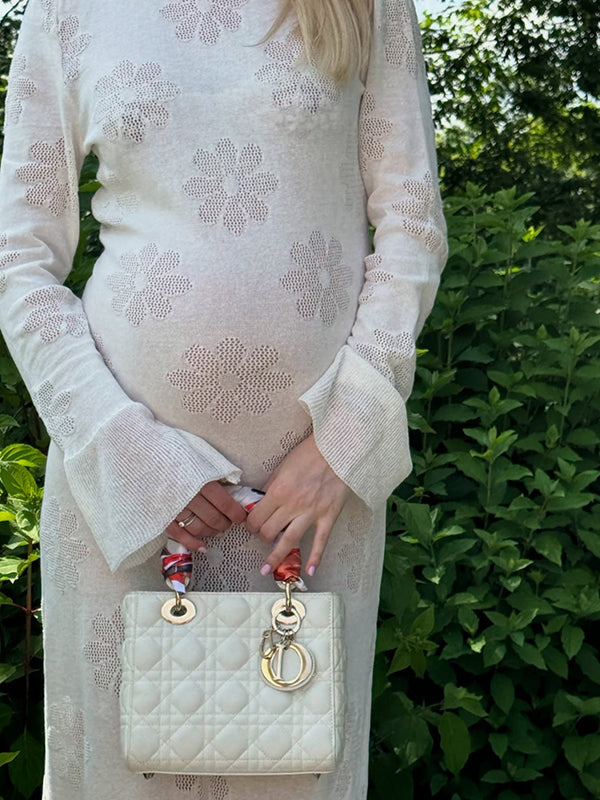 Beaumama robe longue grossesse chic élégant imprimé fleurie volants moulante blanche femme enceinte