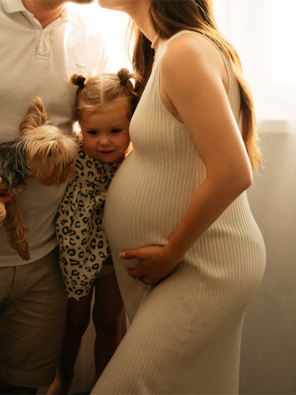 Beaumama robe longue grossesse fendu le côté femme enceinte blanche