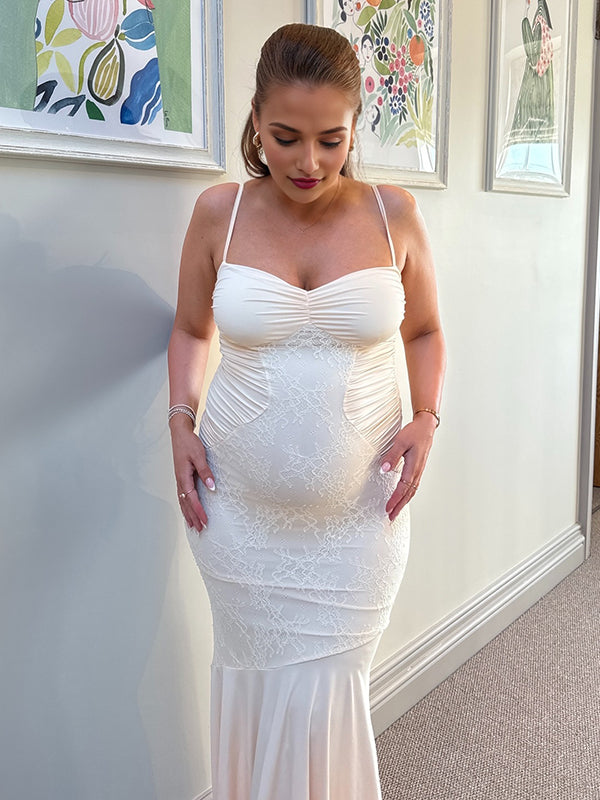 Beaumama robe longue grossesse chic cocktail dentelle sirene spaghettiträger abricot femme enceinte