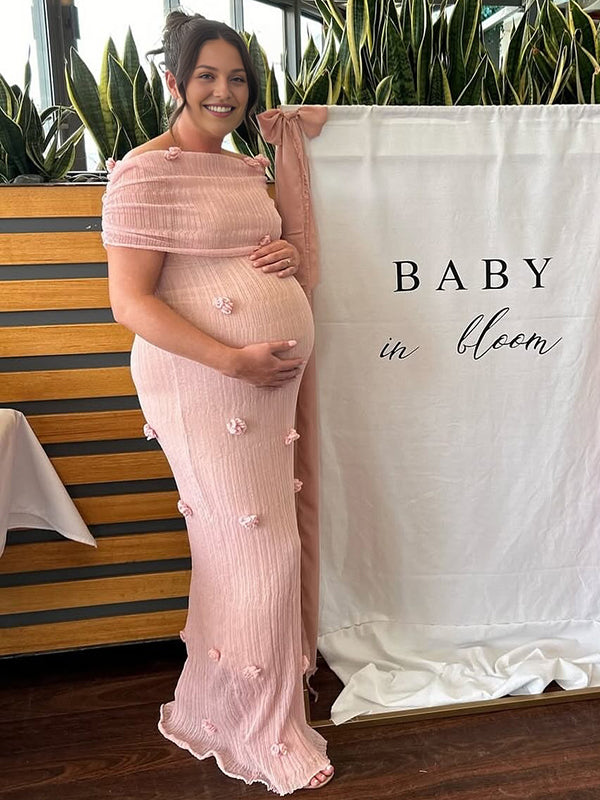 Beaumama robe longue grossesse chic babyshower épaule dénudée tulle 3D fleurie moulante femme enceinte