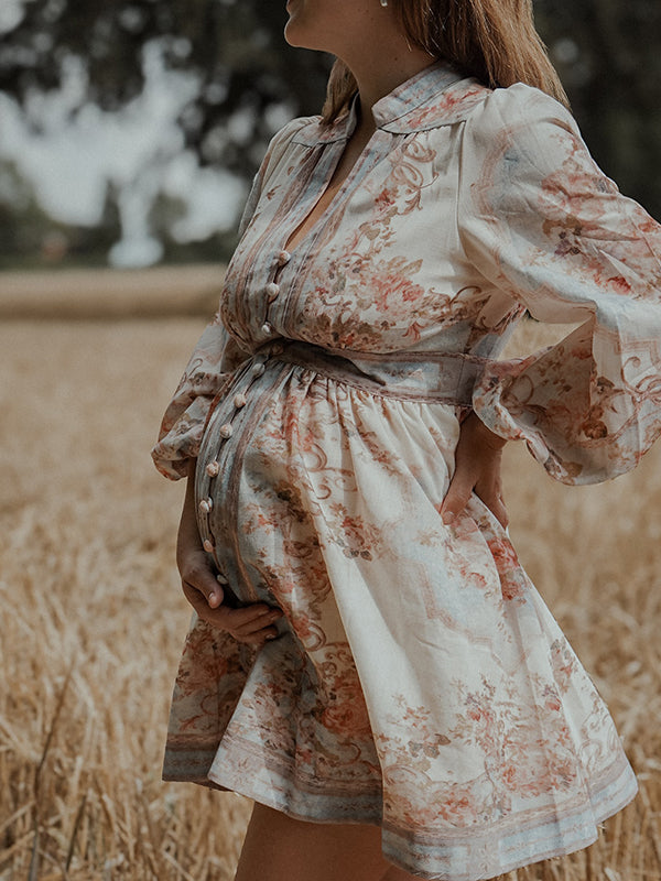 Beaumama robe photo courte grossesse chic vacances imprimé fleurie boutonnage trapèze femme enceinte