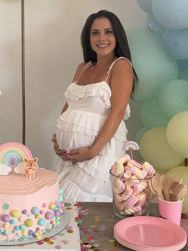 Beaumama robe courte grossesse chic babyshower spaghettiträger froufrou broderie anglaise trapèze femme enceinte