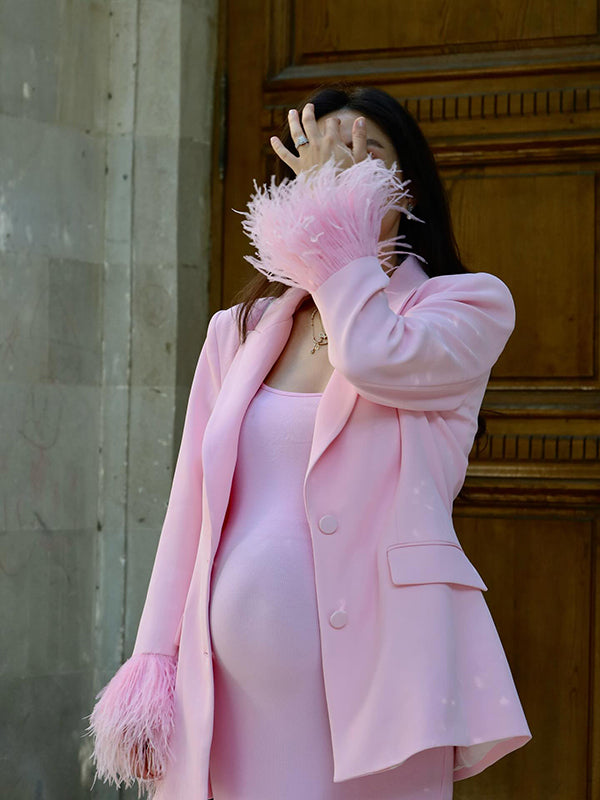 Beaumama blazer grossesse élégant chic plume poilu poches boutonnage femme enceinte