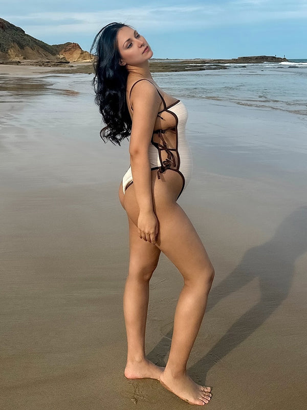 Maillot de bain une pièce grossesse ceinture nœud papillon blanche