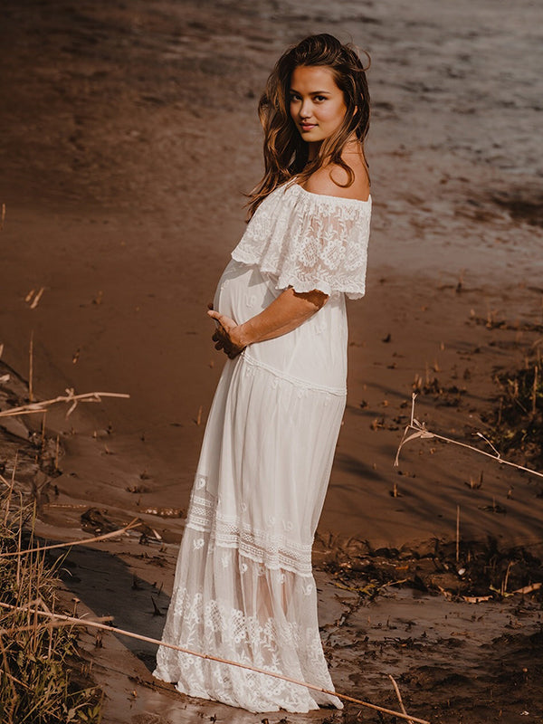 Beaumama robes longue grossesse photoshoot dentelle épaules dénudées bohème femme enceinte
