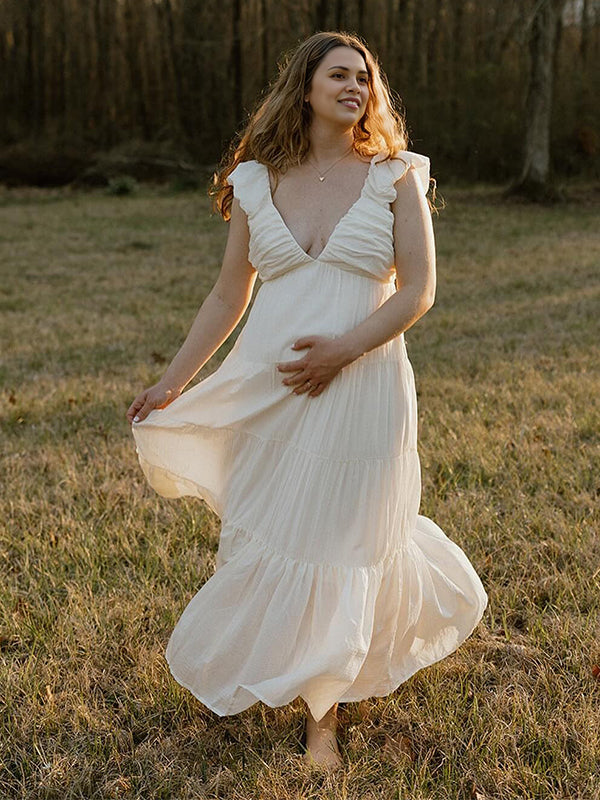Beaumama Robe longue de maternité dos nu à volants et taille haute avec col en v printemps shooting