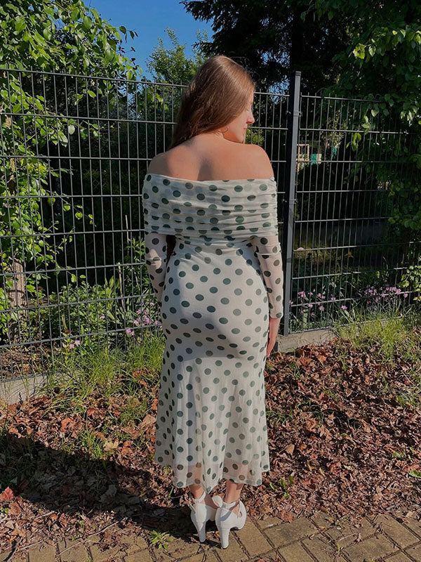 Robe longue grossesse pois épaule dénudée moulante blanche