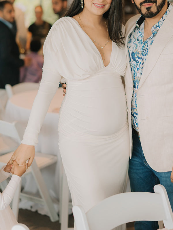 Beaumama robe longue de grossesse shooting moulante plissé décolleté plongeant tenue babyshower femme enceinte