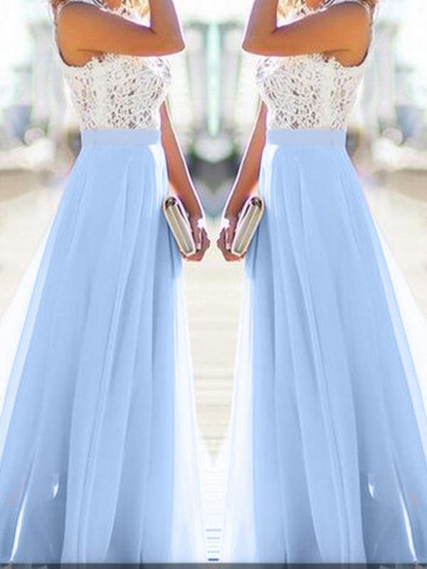 Beaumama robe longue avec dentelle mousseline fluide élégant bleu clair et blanc