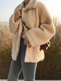 Beaumama manteau en mouton teddy fourrure col à revers femme veste beige